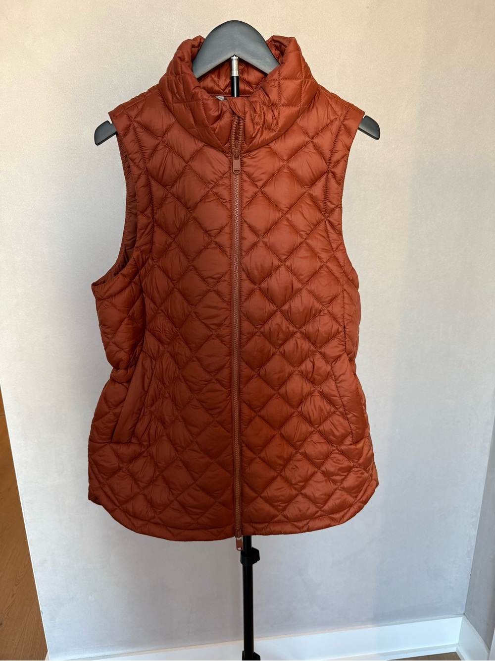 Athleta Quilted Rust Orange Jacket Vest